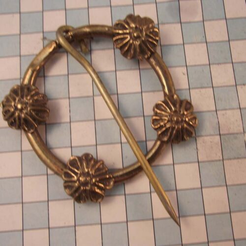 Norman Brooches 7 NBR06-B