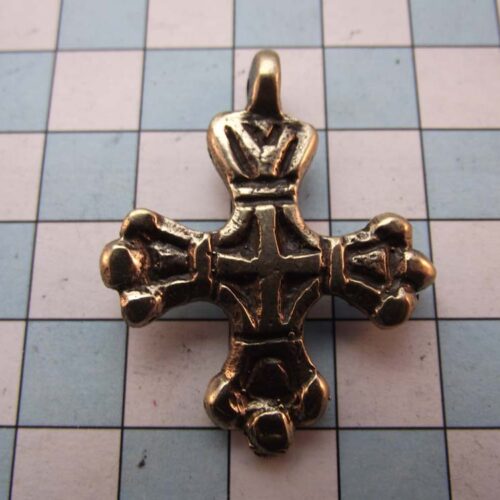 Viking Pendants 13 VA07-B