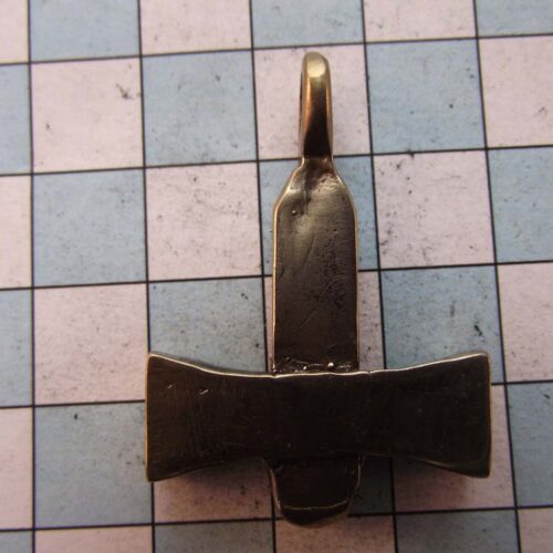 Viking Pendants 38 VA30-B