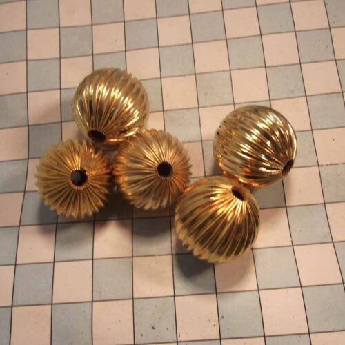 Beads 5 Beads-metallised gold plated x5