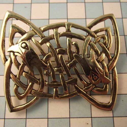 Celtic Brooches, Earrings & Pendants - Gold Plated Pewter. 1 BKB01-PG