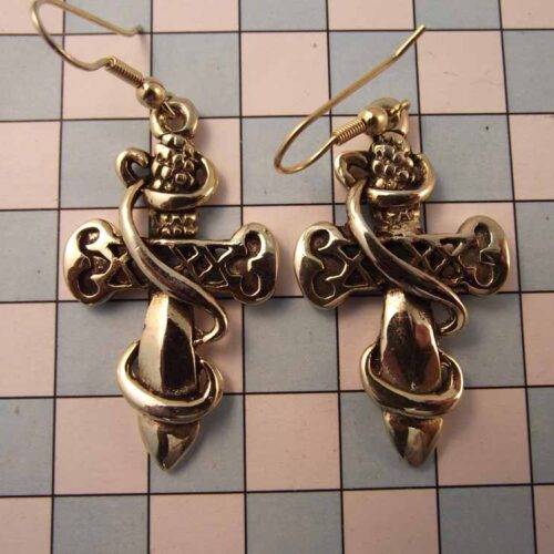 Celtic Brooches, Earrings & Pendants - Gold Plated Pewter. 10 BKE04-PG