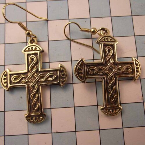 Celtic Brooches, Earrings & Pendants - Gold Plated Pewter. 11 BKE05-PG