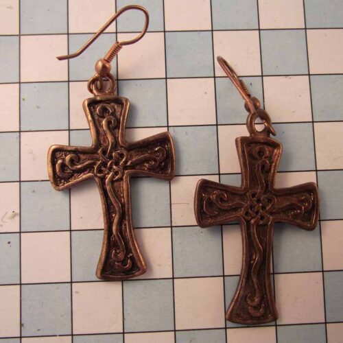 Celtic Brooches, Earrings & Pendants – Silver & Copper Plated Pewter. 17 BKE06-PC