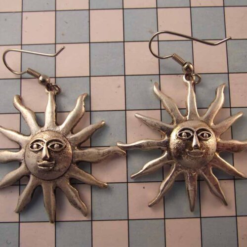 Celtic Brooches, Earrings & Pendants – Silver & Copper Plated Pewter. 23 BKE12-PS