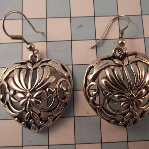 Celtic Brooches, Earrings & Pendants – Silver & Copper Plated Pewter. 47 BKE44-PS