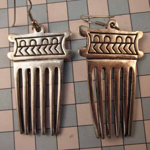 Celtic Brooches, Earrings & Pendants – Silver & Copper Plated Pewter. 48 BKE46-PS