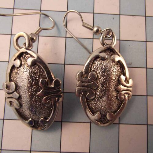 Celtic Brooches, Earrings & Pendants – Silver & Copper Plated Pewter. 59 BKE57-PS