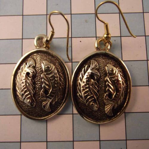 Celtic Brooches, Earrings & Pendants - Gold Plated Pewter. 37 BKE58-PG