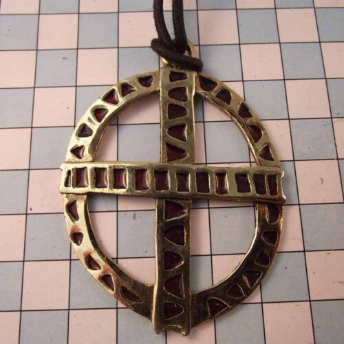 Celtic Brooches, Earrings & Pendants - Gold Plated Pewter. 43 BKN02-PG
