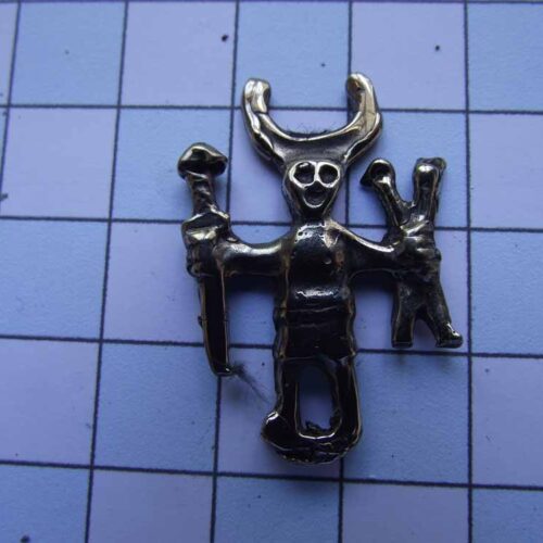 Viking Pendants 23 VA16-B