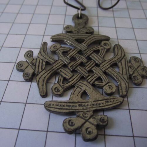 Celtic Brooches, Earrings & Pendants – Silver & Copper Plated Pewter. 90 BKN71-Pw