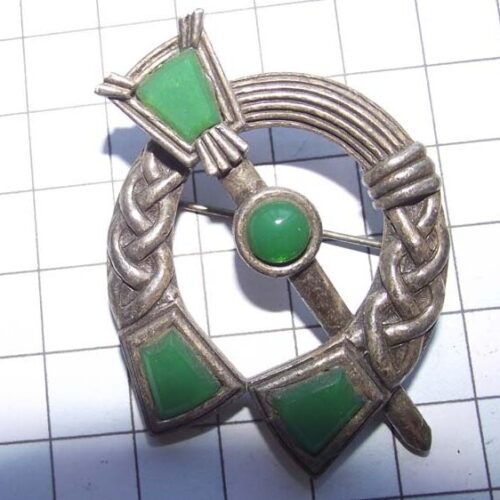 Silver Plated Medieval Stoned Brooches 19 HLB009SPgreen
