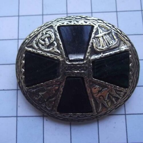 Gold Plated Medieval Stoned Brooches 14 HLB025GPblack