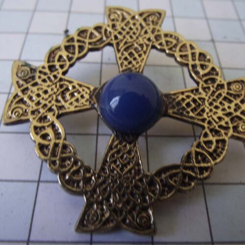 Gold Plated Medieval Stoned Brooches 54 M002-PGblue