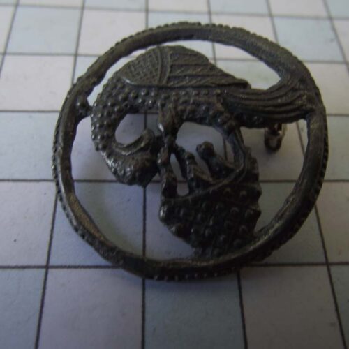 Celtic Brooches, Earrings & Pendants – Silver & Copper Plated Pewter. 94 M008-Pw