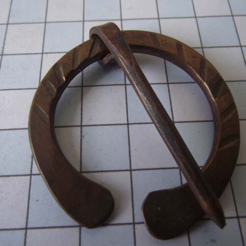 Viking Brooches 68 VBR72-B