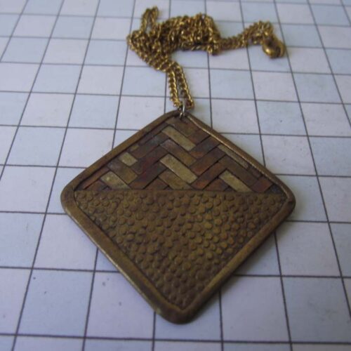 Irish Bronze 39 N004-Cu