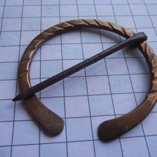 Viking Brooches 69 VBR73-B