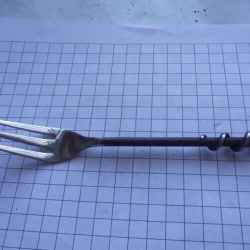 Miscellaneous 11 Cutlery-spiral design fork