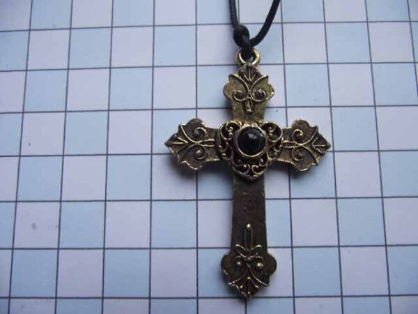 N010 Cross1-PGBlack